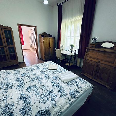 Central Apartment Pécs Exterior foto